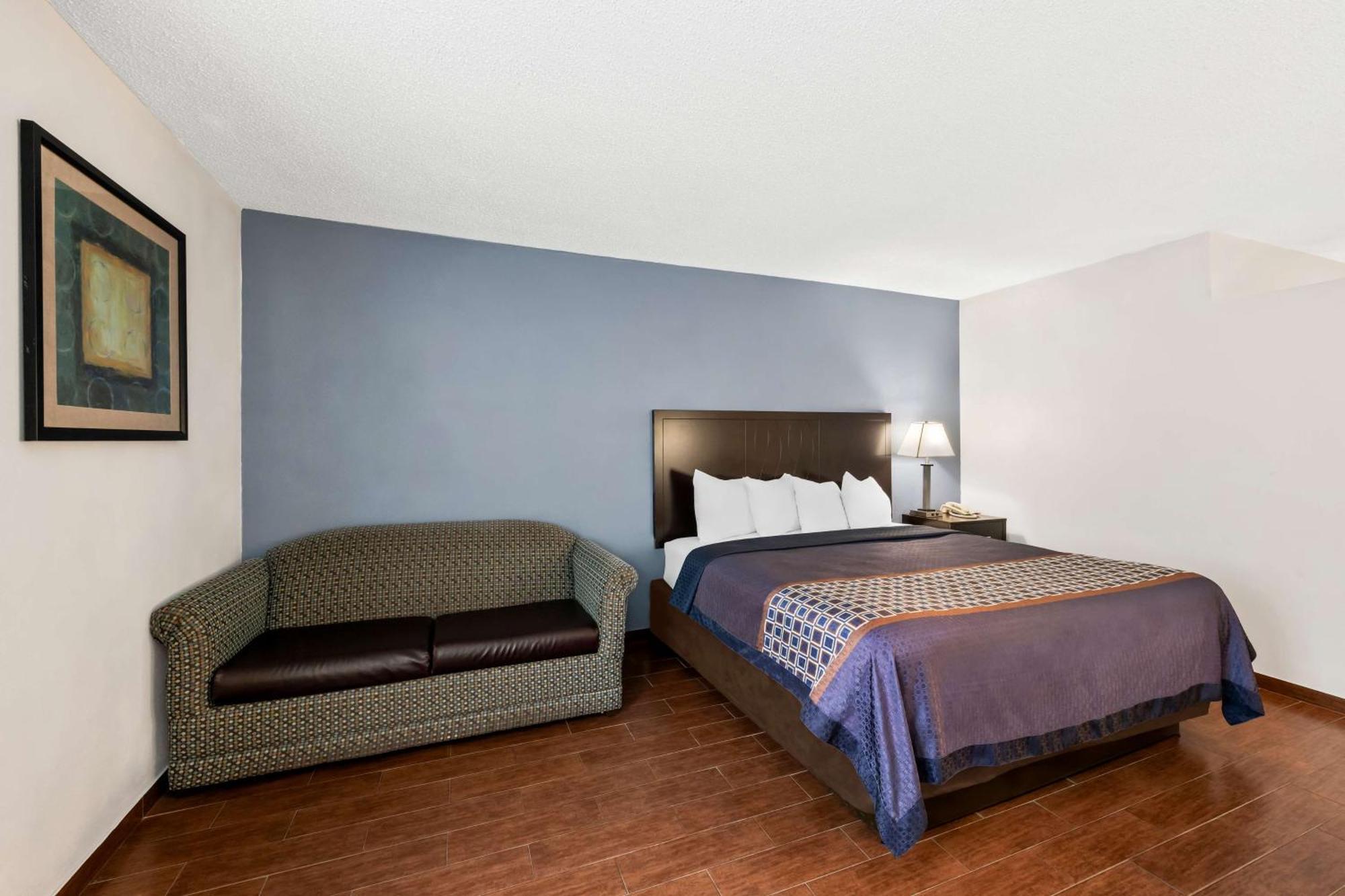 Surestay Plus Hotel By Best Western Lubbock Medical Center Экстерьер фото